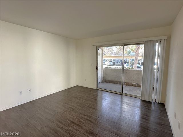 3067 Key Largo Drive 102, Las Vegas, NV 89120