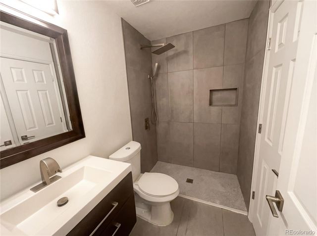 1721 Mountain Maple Avenue, Highlands Ranch, CO 80129