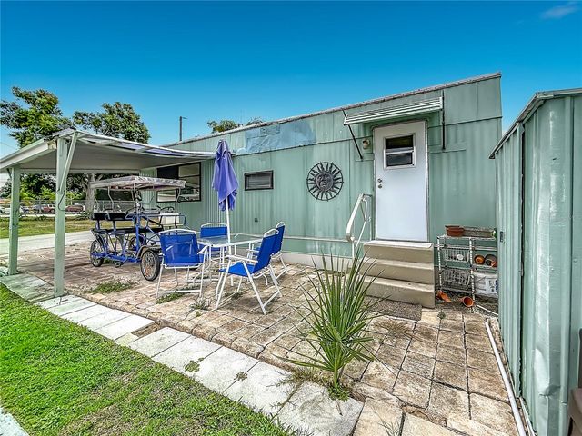 4676 66TH LANE N 20, St Petersburg, FL 33709