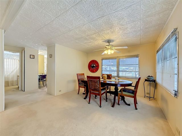 4676 66TH LANE N 20, St Petersburg, FL 33709