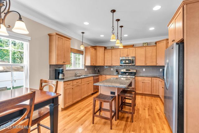 915 Lynn Avenue, Point Pleasant, NJ 08742