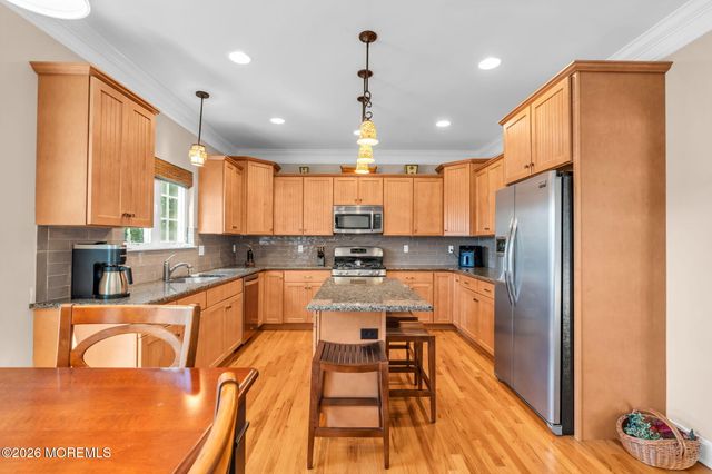 915 Lynn Avenue, Point Pleasant, NJ 08742