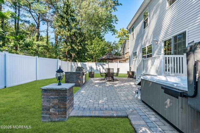 915 Lynn Avenue, Point Pleasant, NJ 08742