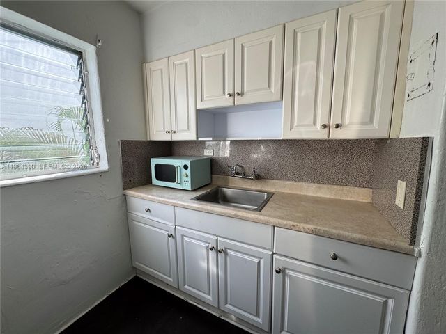 760 Jefferson Ave 10, Miami Beach, FL 33139