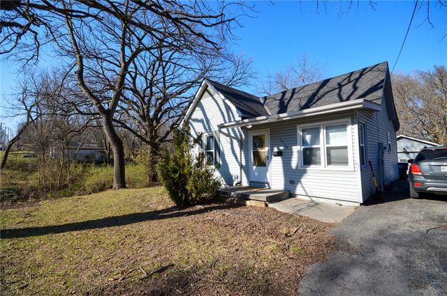 1510 S Vermont Avenue, Independence, MO 64052