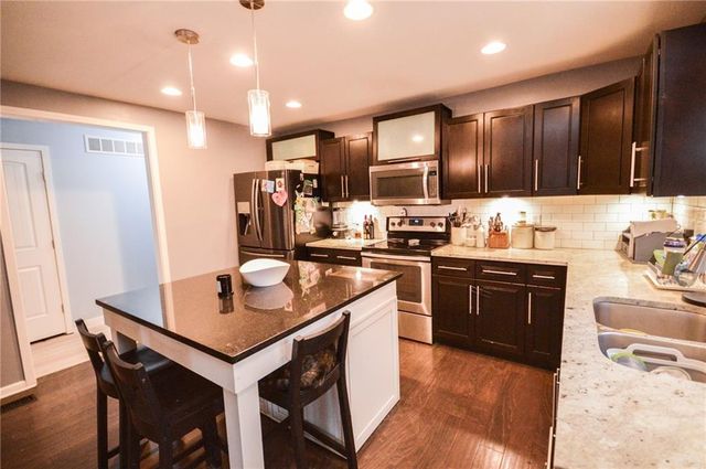 1510 S Vermont Avenue, Independence, MO 64052