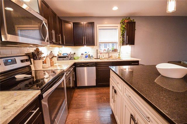 1510 S Vermont Avenue, Independence, MO 64052