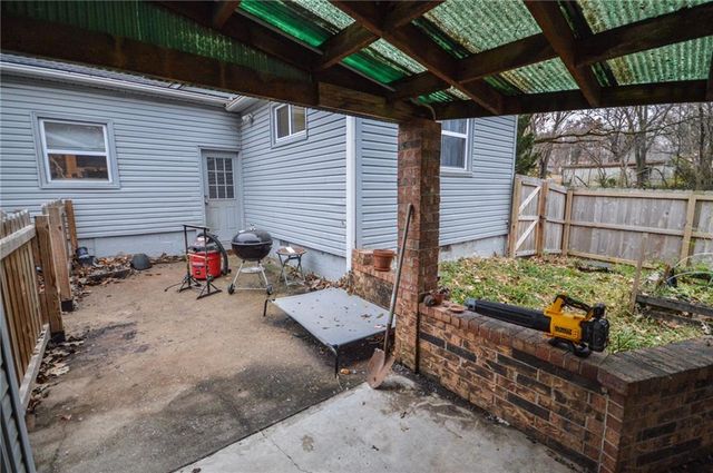 1510 S Vermont Avenue, Independence, MO 64052