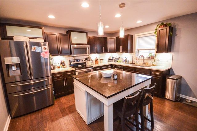 1510 S Vermont Avenue, Independence, MO 64052