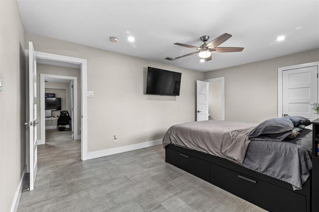 10316 Bell Gardens Drive, Houston, TX 77041