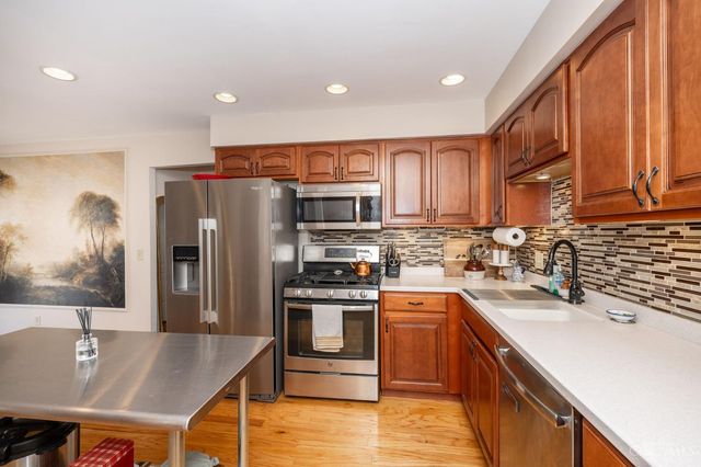 2713 Falconbridge Drive, Green Twp, OH 45238