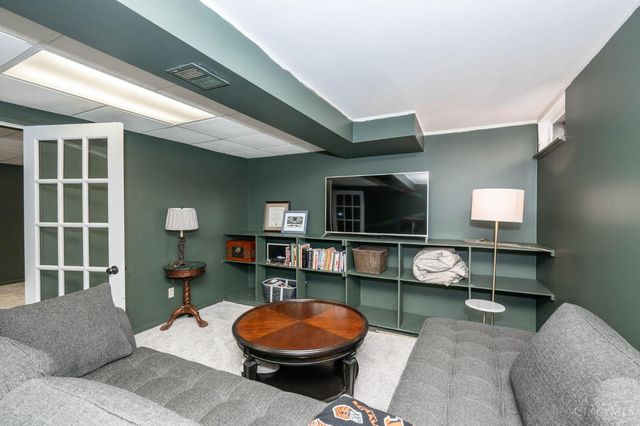 2713 Falconbridge Drive, Green Twp, OH 45238