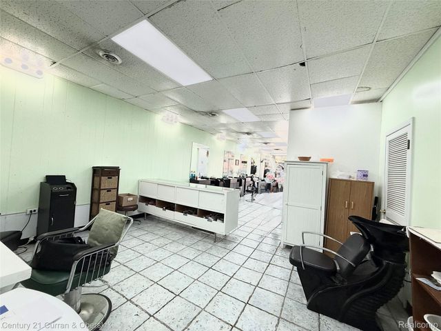 7149 W Vernor Highway, Detroit, MI 48209