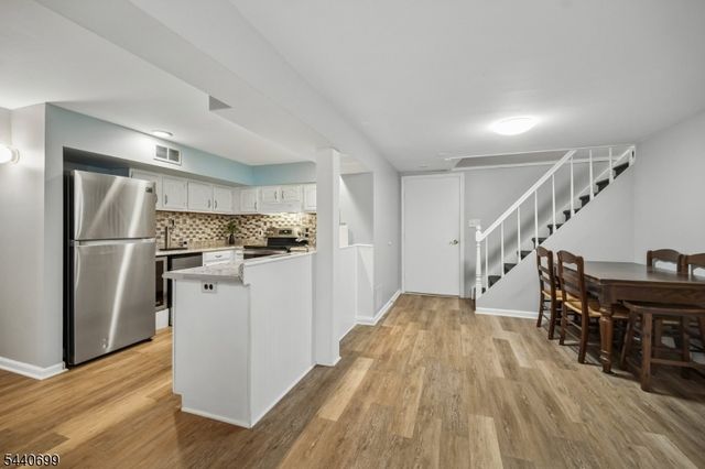 6 Noe Ave, Madison Boro, NJ 07940