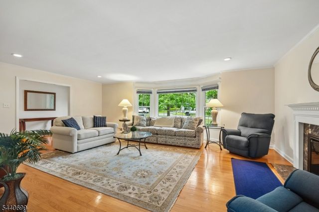 6 Noe Ave, Madison Boro, NJ 07940
