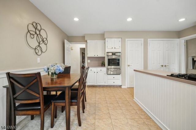 6 Noe Ave, Madison Boro, NJ 07940