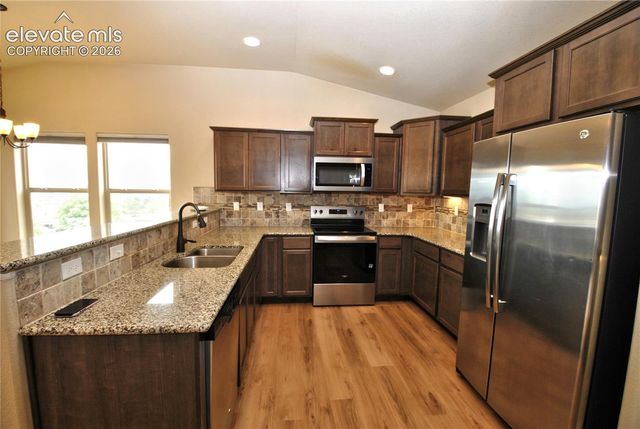 811 Yellow Jasper Point, Colorado Springs, CO 80921
