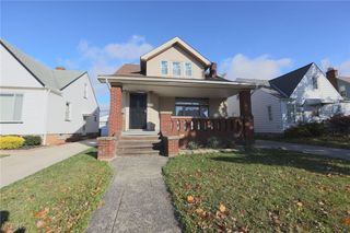 6502 Farnsworth Drive, Parma, OH 44129