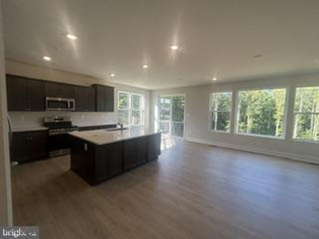 10400 YOSEMITE ST, White Plains, MD 20695