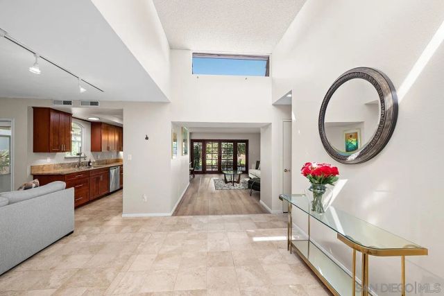 4260 Karensue Avenue, San Diego, CA 92122