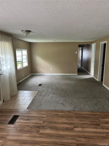 35945 Herman Street, Romulus, MI 48174