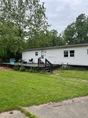 35945 Herman Street, Romulus, MI 48174