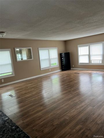 35945 Herman Street, Romulus, MI 48174