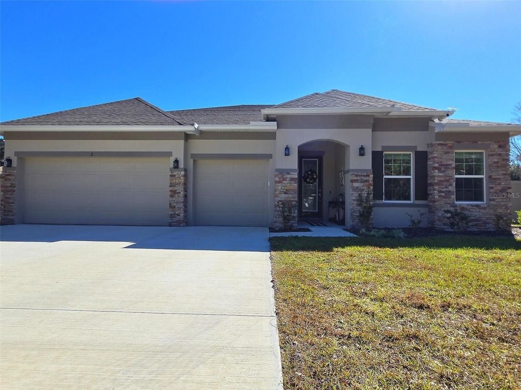 2 PAT PLACE, Palm Coast, FL 32164