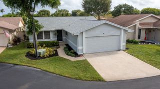 14 Grange Place, Boynton Beach, FL 33426