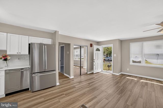 518 CARVER CT, Lawnside, NJ 08045