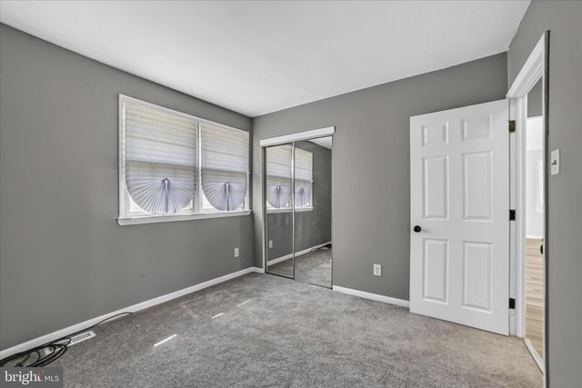 518 CARVER CT, Lawnside, NJ 08045