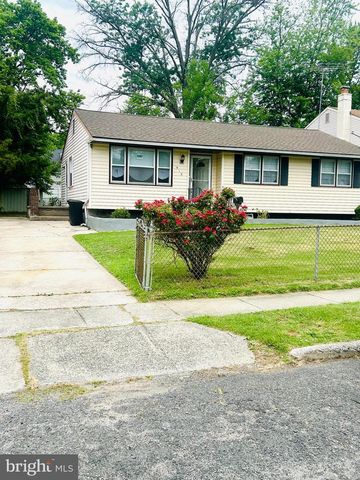 518 CARVER CT, Lawnside, NJ 08045