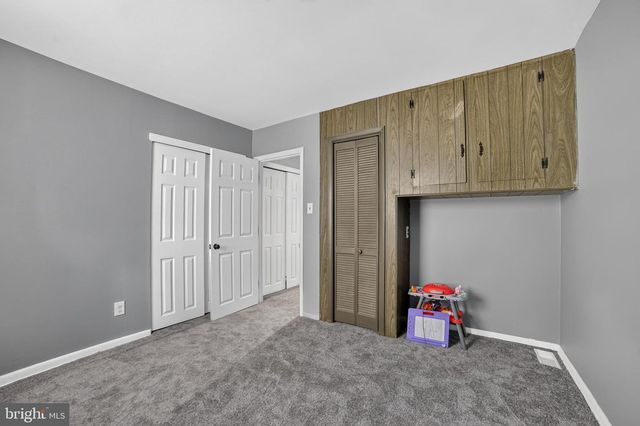 518 CARVER CT, Lawnside, NJ 08045