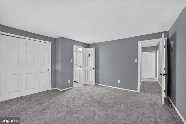 518 CARVER CT, Lawnside, NJ 08045