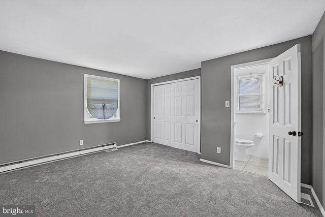 518 CARVER CT, Lawnside, NJ 08045