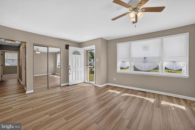518 CARVER CT, Lawnside, NJ 08045