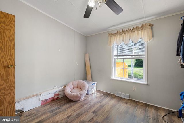1813 TWIN HOUSE RD, Oxford, PA 19363