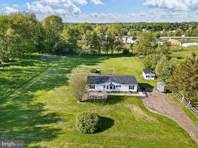 1813 TWIN HOUSE RD, Oxford, PA 19363