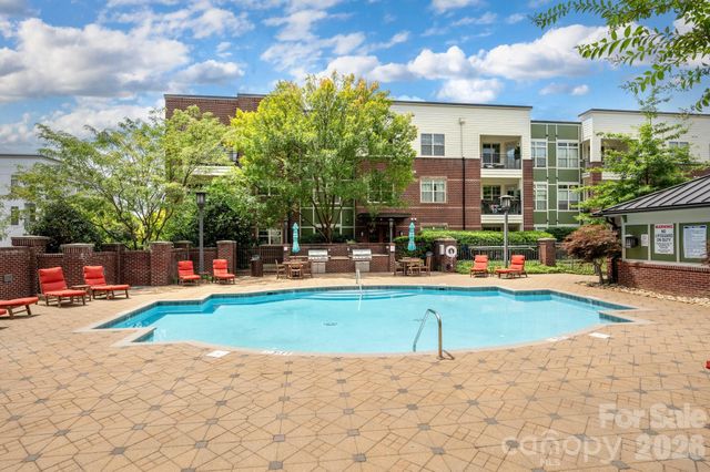 42 Schenck Parkway B08, Asheville, NC 28803