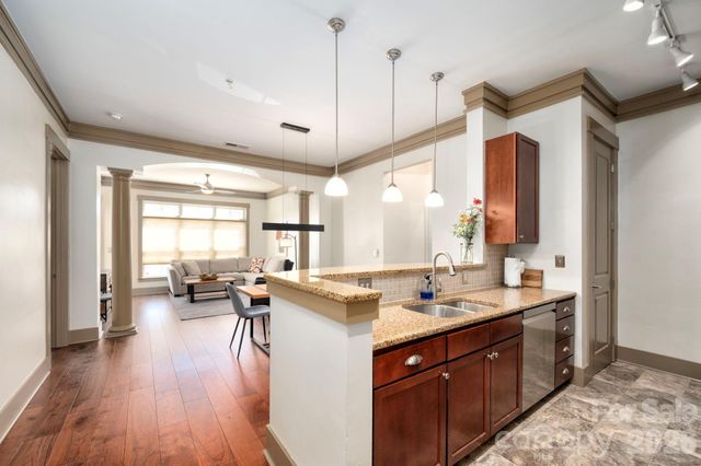 42 Schenck Parkway B08, Asheville, NC 28803