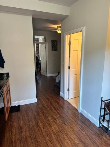 115 Salem St 10, Boston, MA 02113