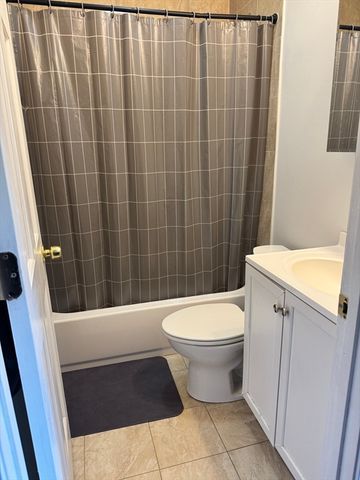 115 Salem St 10, Boston, MA 02113