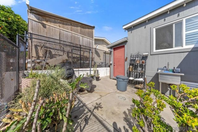 1380 Oak Hill Dr SPC 42, Escondido, CA 92026