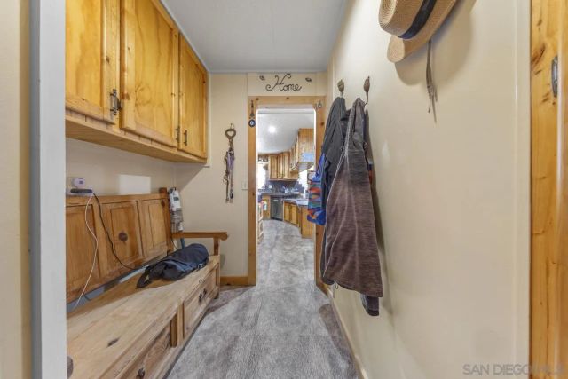 1380 Oak Hill Dr SPC 42, Escondido, CA 92026