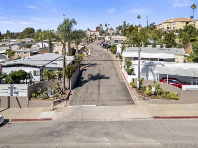 1380 Oak Hill Dr SPC 42, Escondido, CA 92026