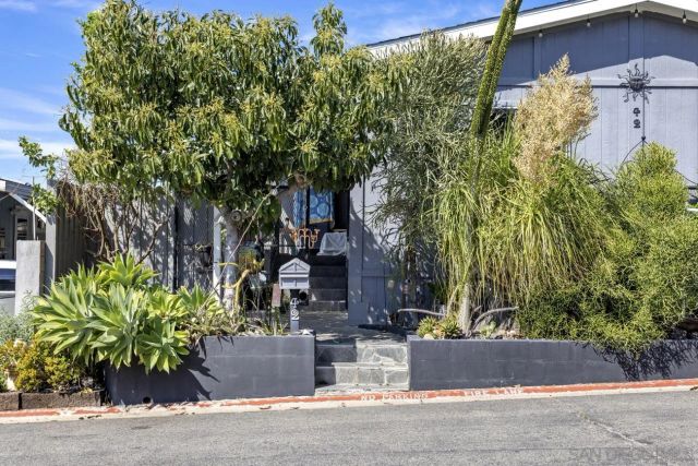 1380 Oak Hill Dr SPC 42, Escondido, CA 92026