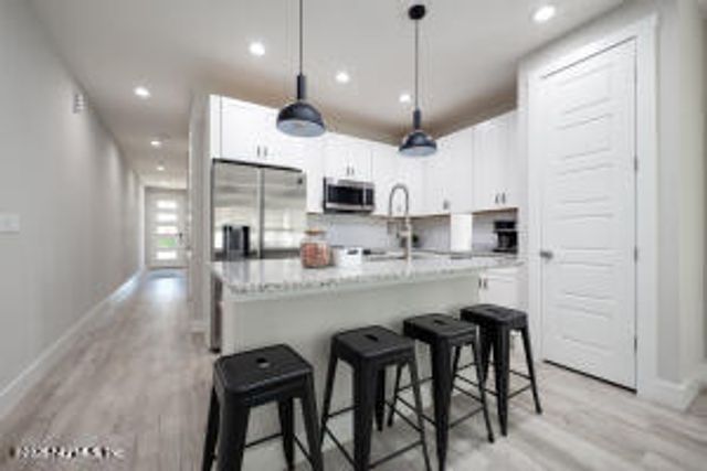 817 7TH Avenue S, Jacksonville Beach, FL 32250