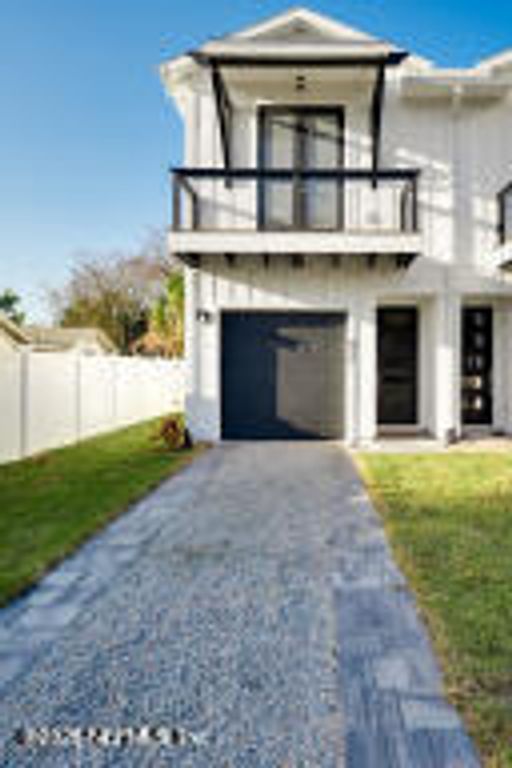 817 7TH Avenue S, Jacksonville Beach, FL 32250