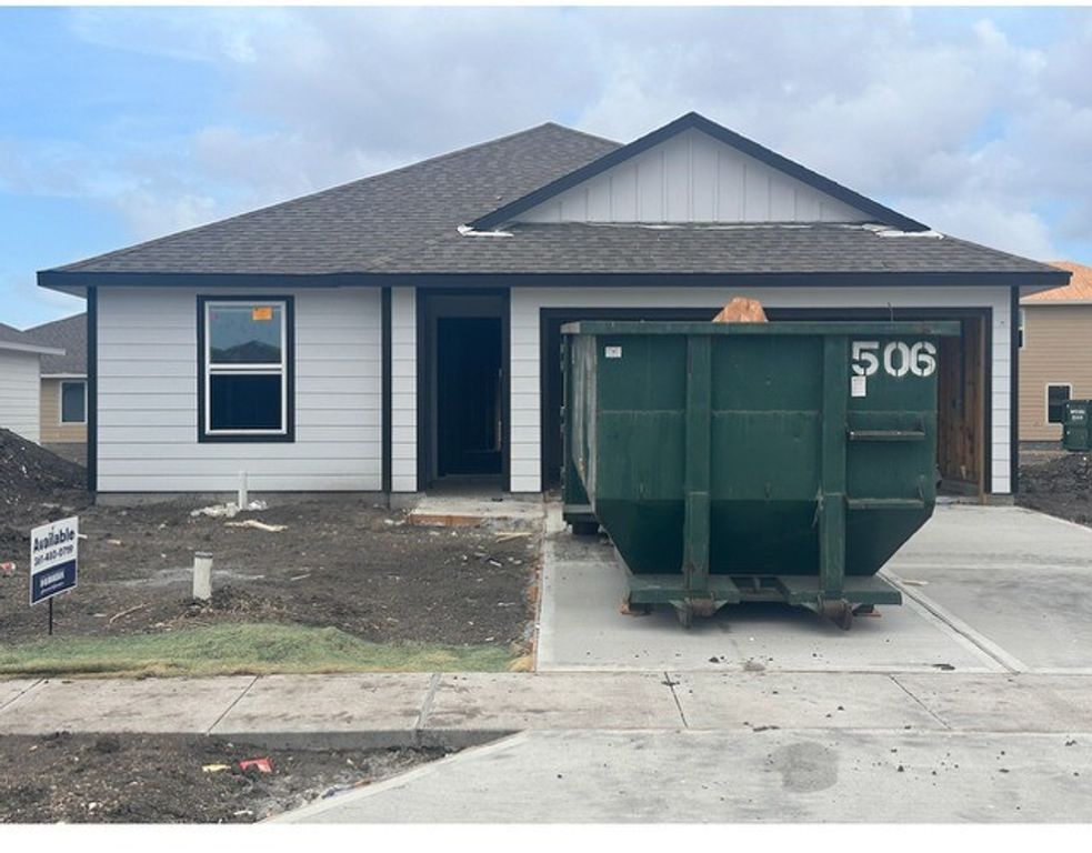 6306 Allegro Dr, Corpus Christi, TX 78415 — exterior