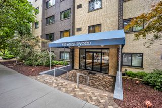 515 W Wrightwood Avenue 202, Chicago, IL 60614